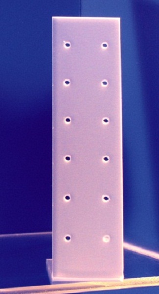 Expositor Plexi vertical 6 pares pendientes presión